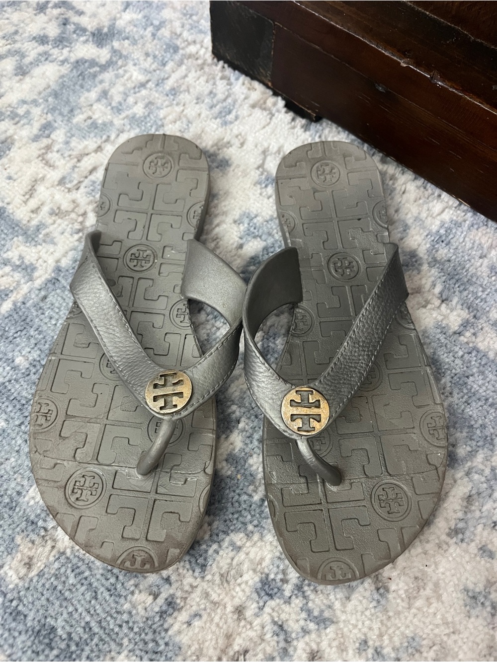 Tory Burch Grey Leather Logo Flip Flop Sandals with Gold Medallions